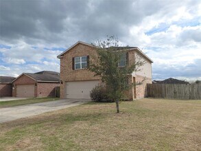 Building Photo - 8902 Stagewood Dr