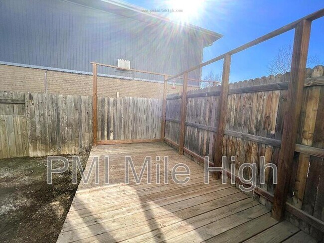 Building Photo - 845 S McKinley Ave