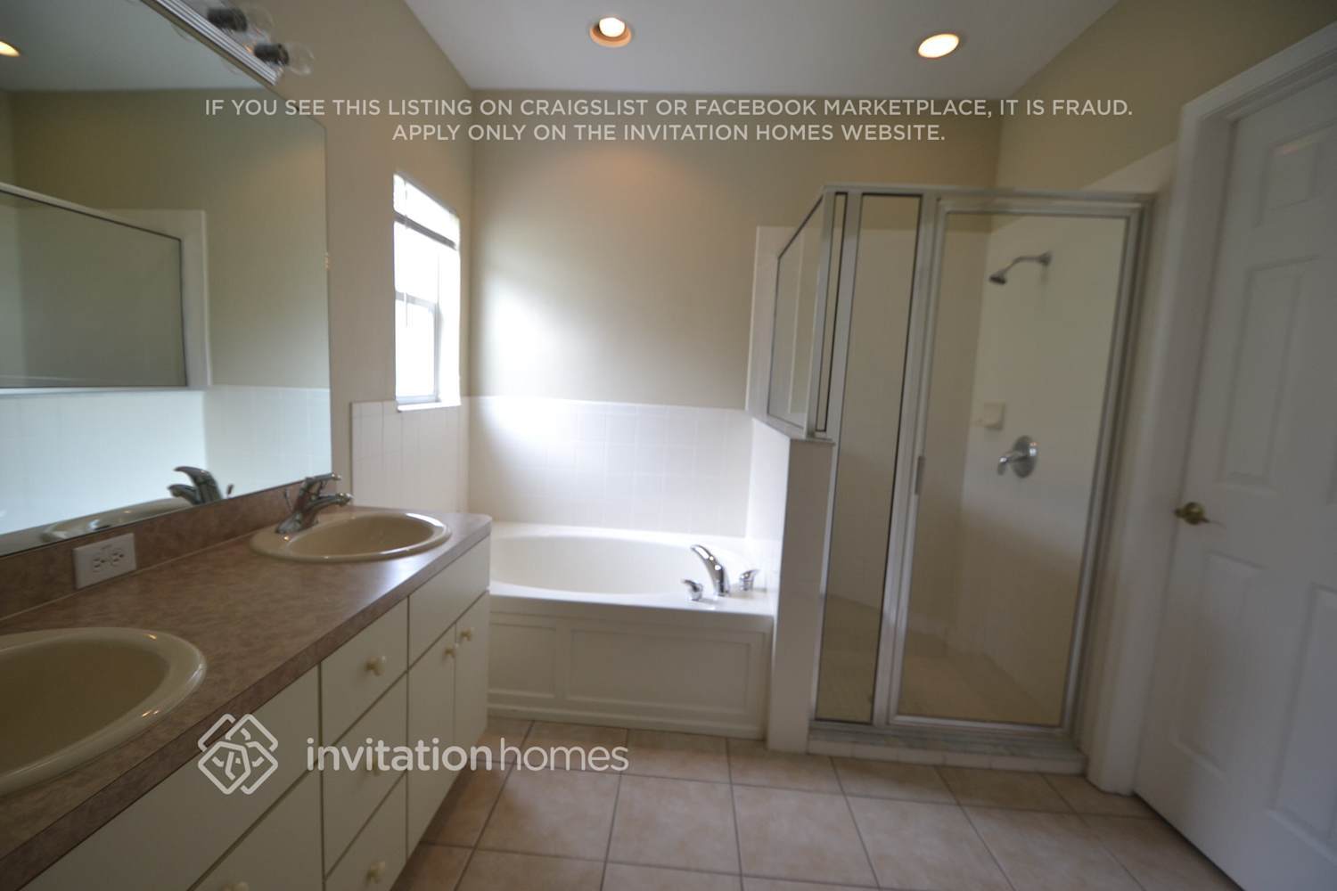 Building Photo - 6409 Bridgecrest Dr