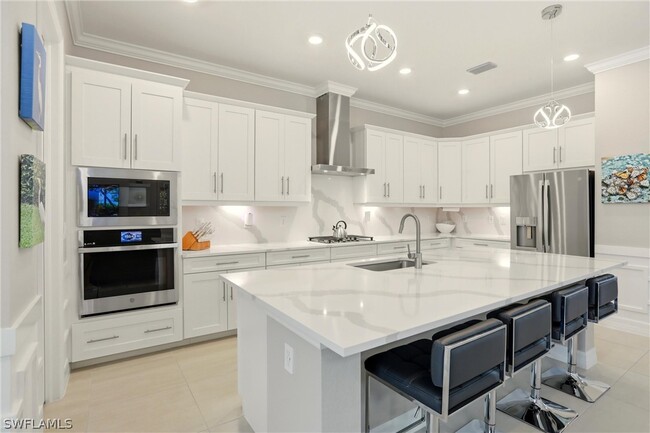 Building Photo - 13615 Blue Bay Cir