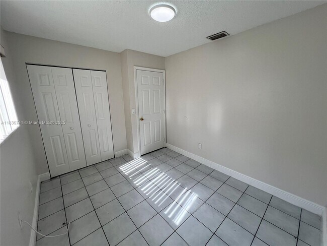 Building Photo - 13562 SW 286th Terrace