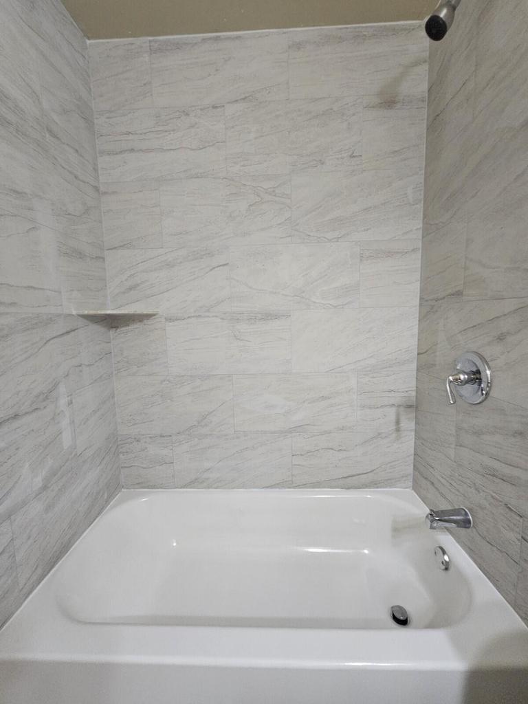 Building Photo - 4876 Orleans Ct