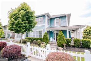 Building Photo - 1366 Dupont Park NW