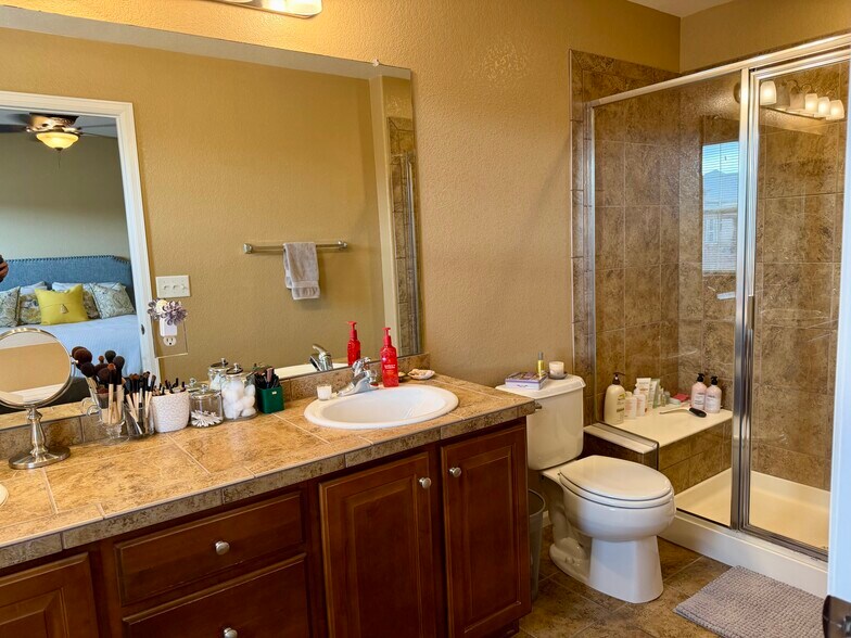 Primary bathroom - 835 Brookhurst Ave