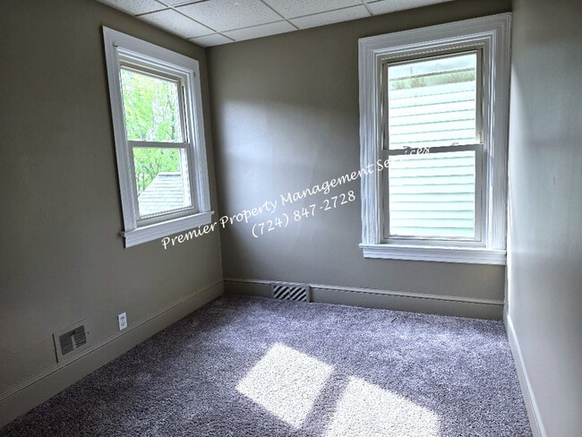 Building Photo - 1324 2nd Ave