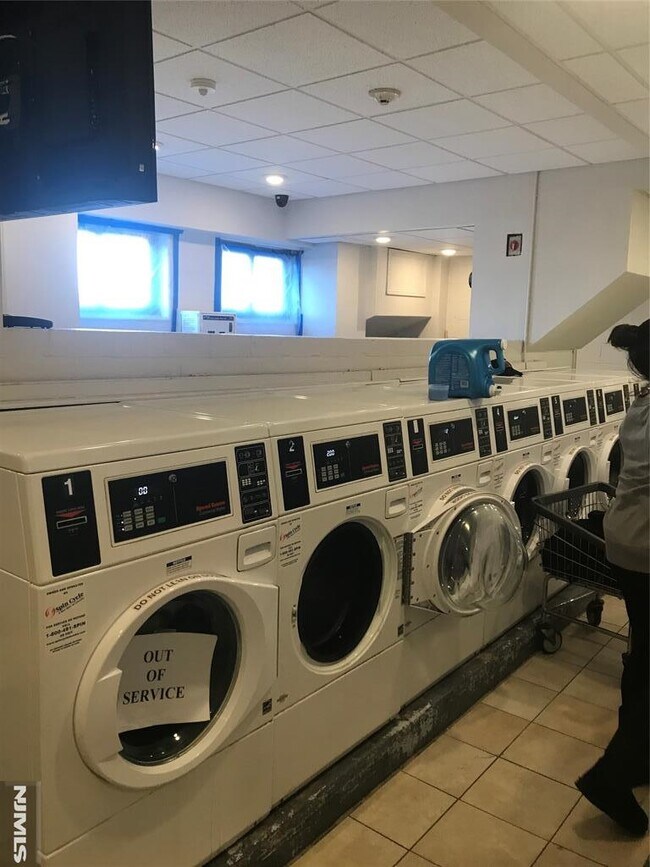 Building Photo - 5701 JFK Blvd E