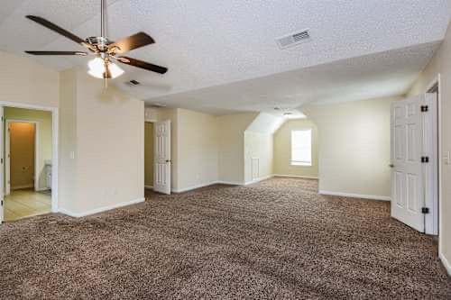 Building Photo - 733 Trigg Lake Ct