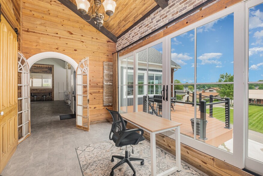 Building Photo - 4006 Apple Valley Dr