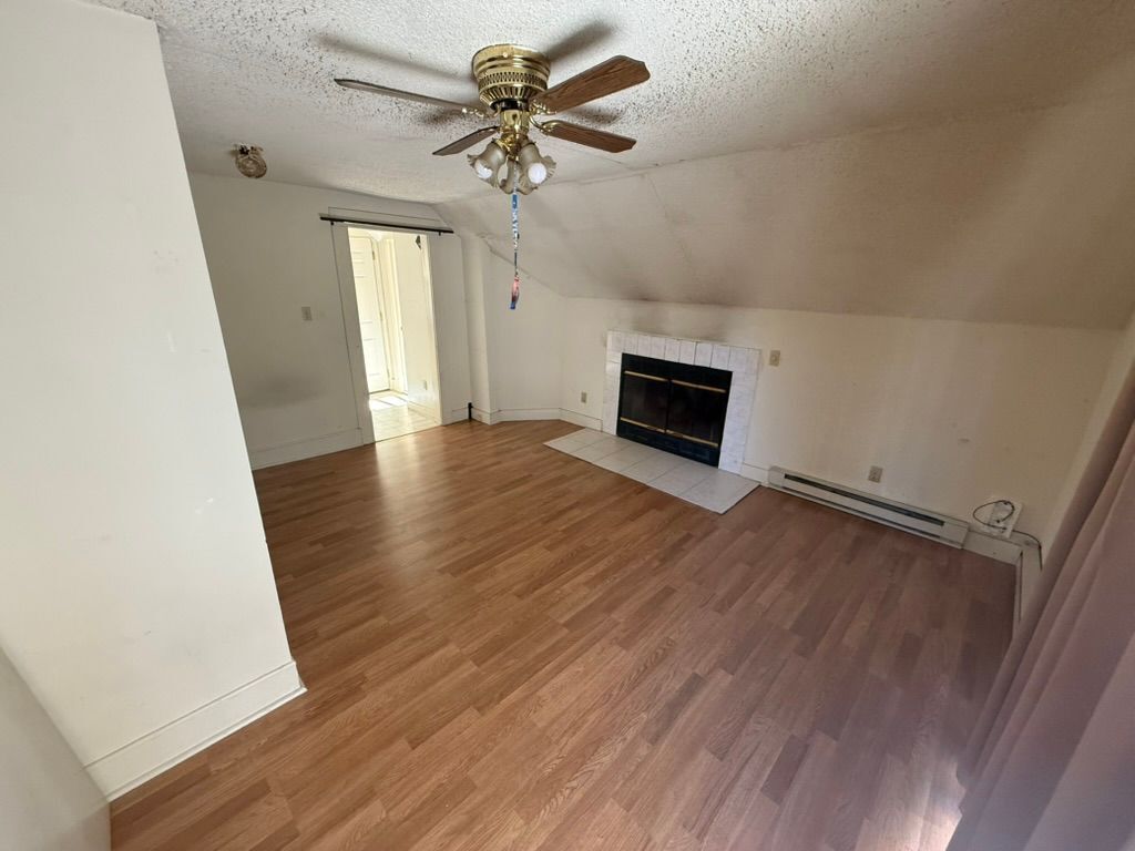 Building Photo - 22 Emmett St