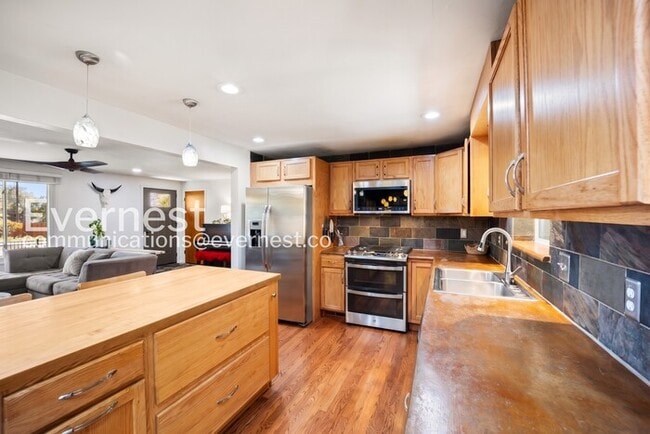 Building Photo - 2605 Reed Ct
