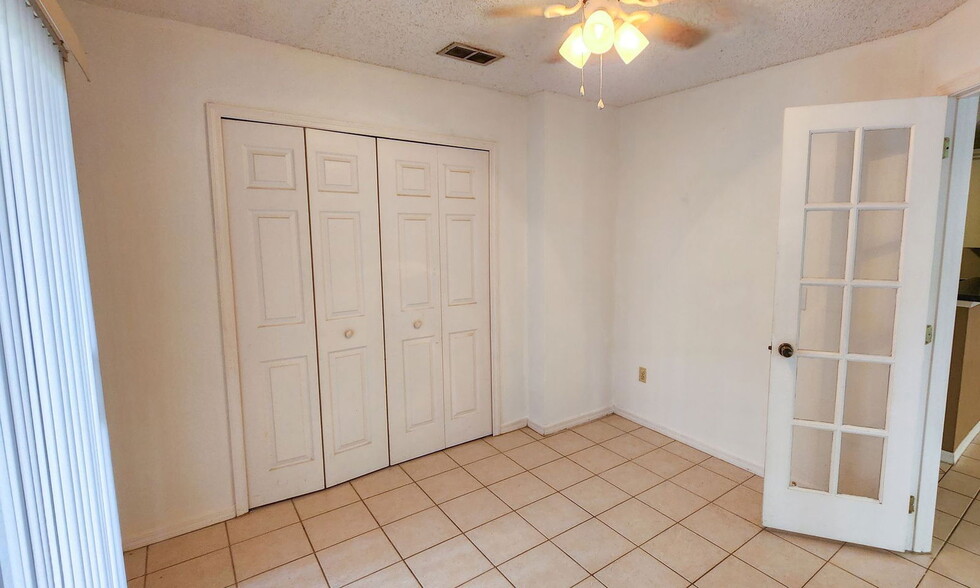 Building Photo - 1141 Exceller Ct