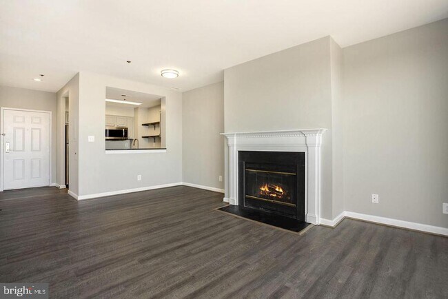 Building Photo - 1200 Braddock Pl