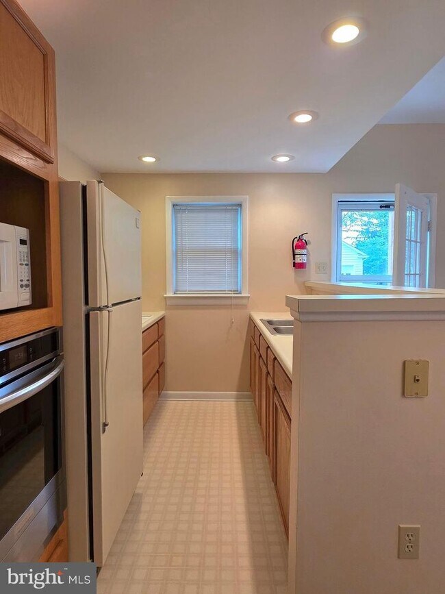 Building Photo - 4838 Landis Ave