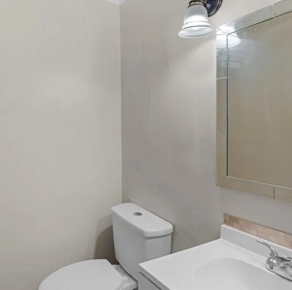 Building Photo - 601 Tupelo Trail