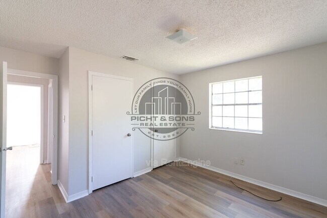 Building Photo - 3216 Jim Lee Rd