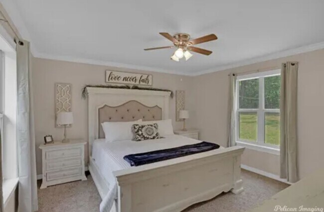 Building Photo - FRESH! Open AND NEAR THE CROSS LAKE BOAT LAUNCH!