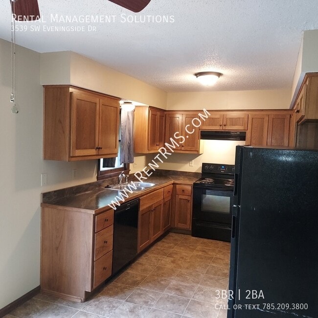 Building Photo - 3539 SW Eveningside Dr