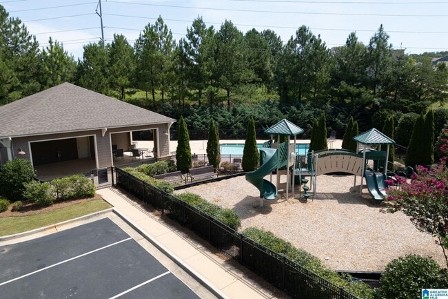 Building Photo - 5700 Post Oak Trl
