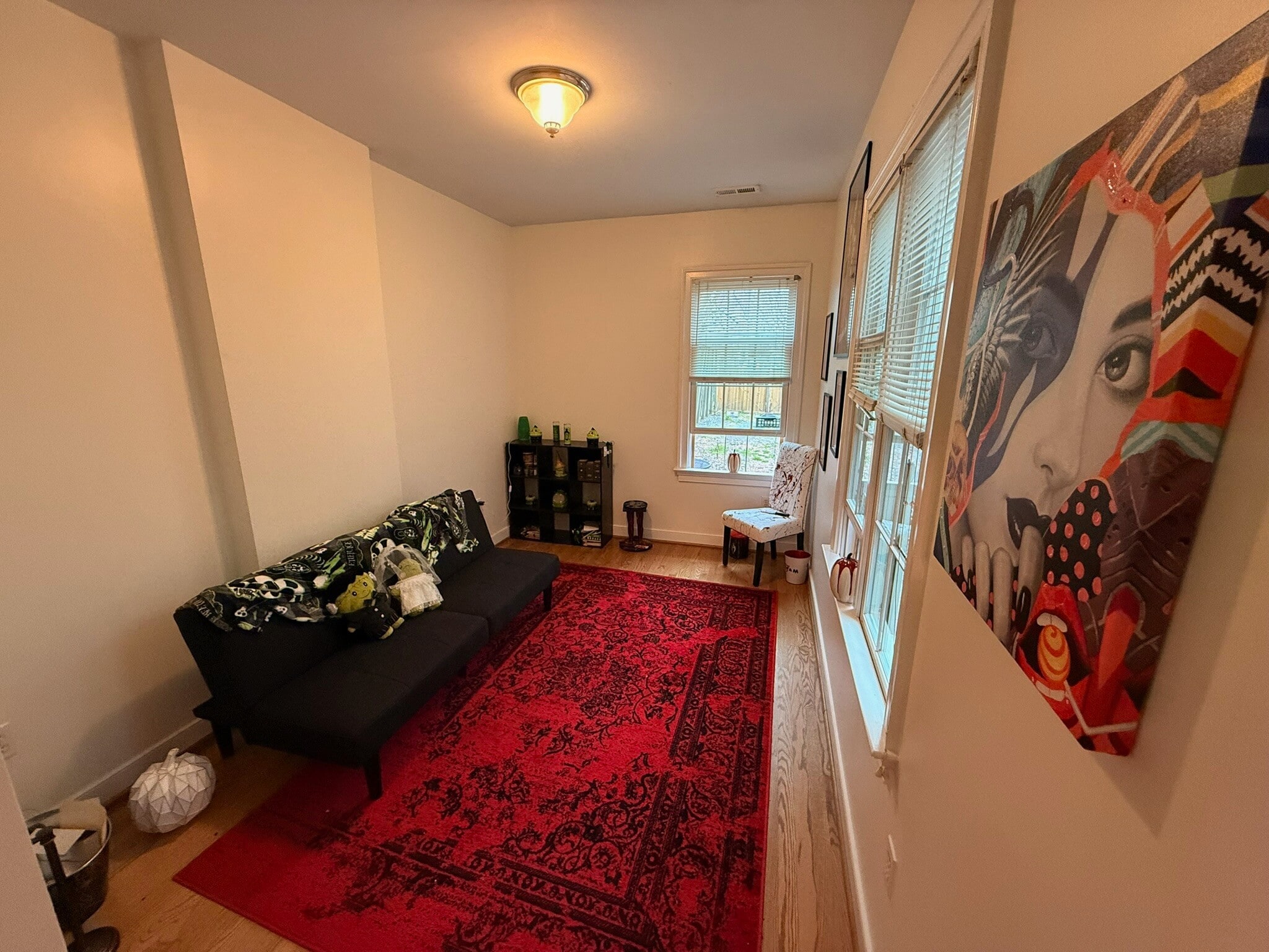 Building Photo - 1513 W Cary St