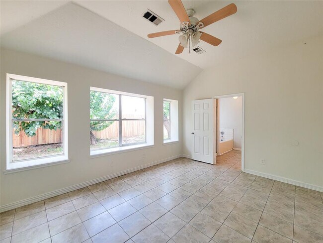 Building Photo - 3307 Pine Dust Ln