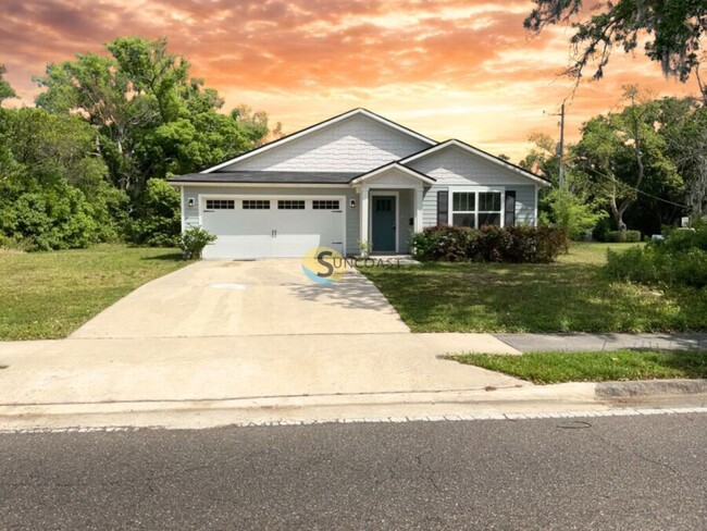 Primary Photo - 7323 Richardson Rd