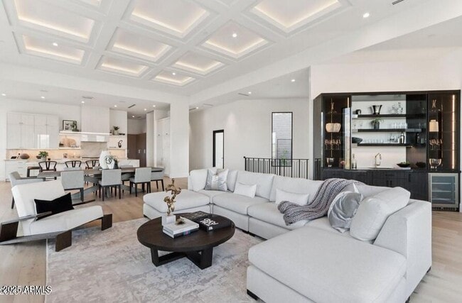 Building Photo - 4880 E Lone Mountain Rd N