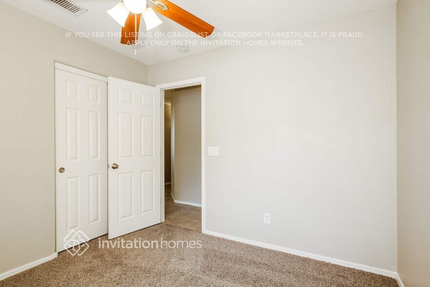 Building Photo - 13693 W Cottonwood St