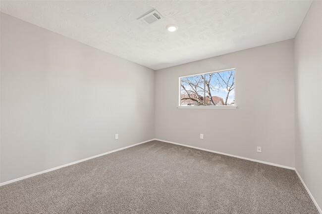 Building Photo - 10707 Staghill Dr