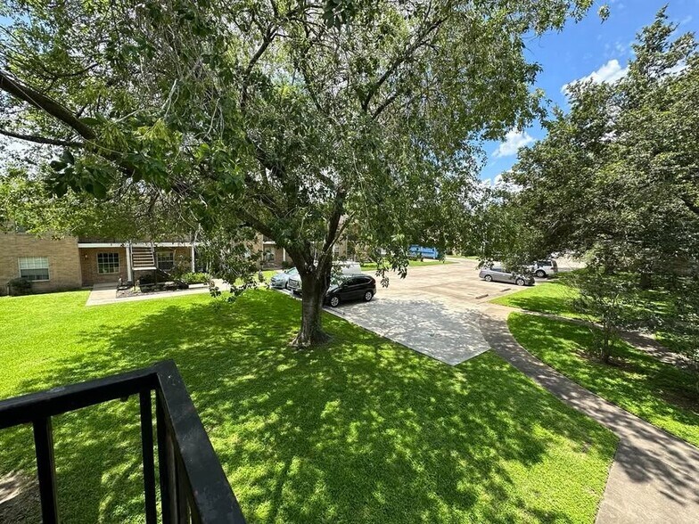 Building Photo - Brazosview Terrace Apartments