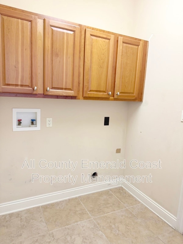 Building Photo - 4403 Sonoma Cir