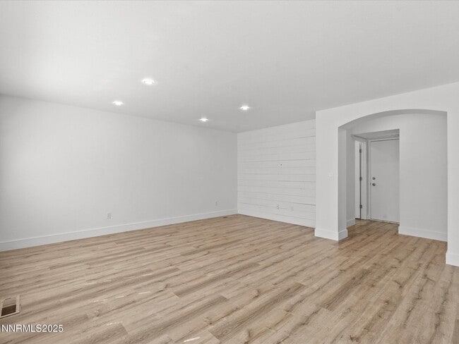 Building Photo - 8040 Monterey Shores Dr