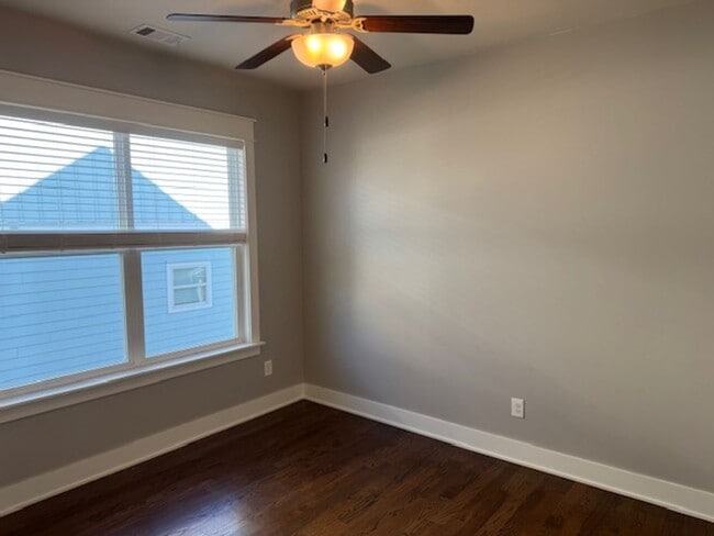 Building Photo - Beautiful custom home in East Nashville!