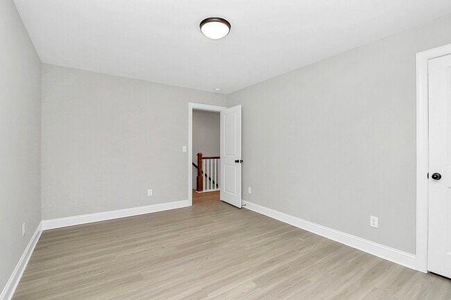 Building Photo - 2730 Catalina Ave