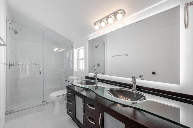 Building Photo - 5800 Rambler Rose Way