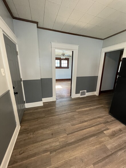 Kitchen looking at BR1 - 1724 S Center St