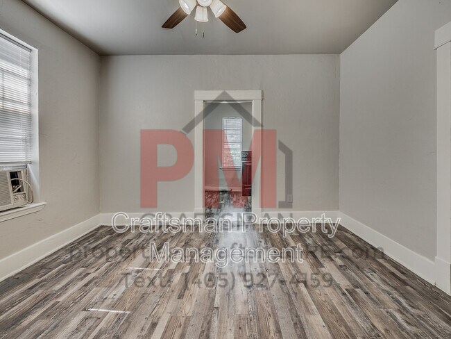 Building Photo - 1226 NW 8th St