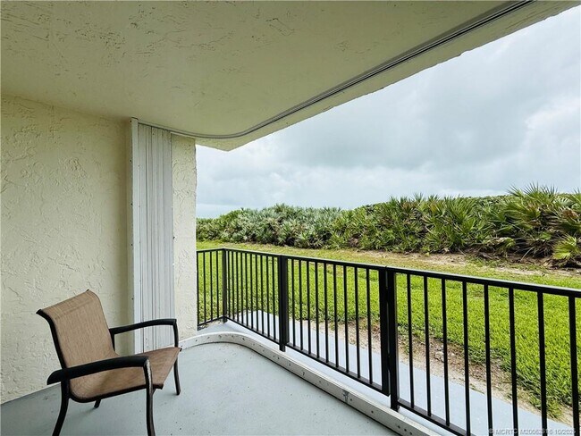 Building Photo - 9490 S Ocean Dr