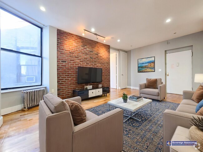 Building Photo - 661 W 180th St