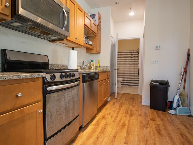 Building Photo - The Fountain Square Apartments