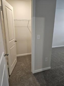 Building Photo - 102 Lowland Dr