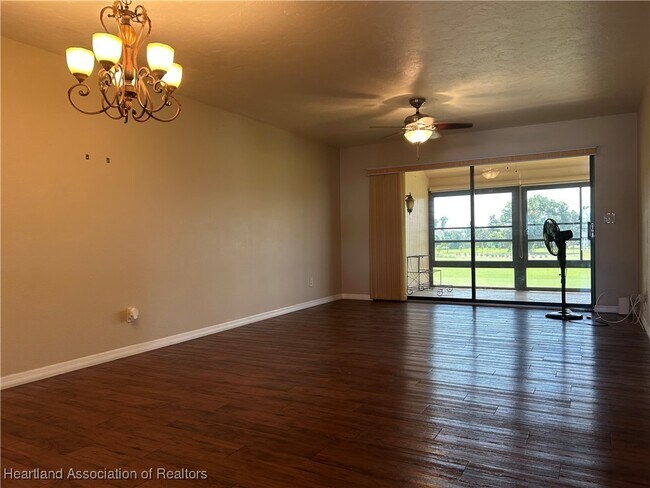 Building Photo - 5556 Matanzas Dr