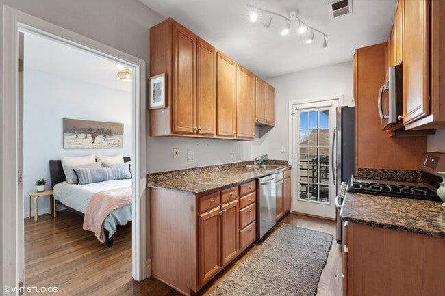 Building Photo - 2903 N Rockwell St