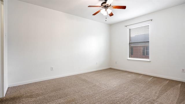 Building Photo - 3206 Bedford Rd