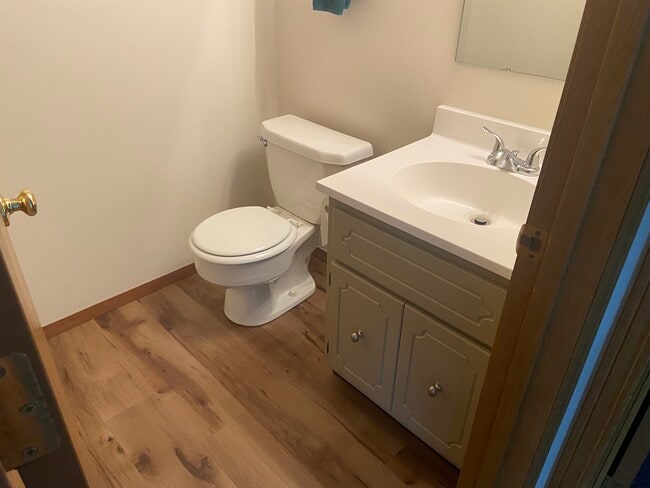 Building Photo - 3216 Meadow Trail Dr