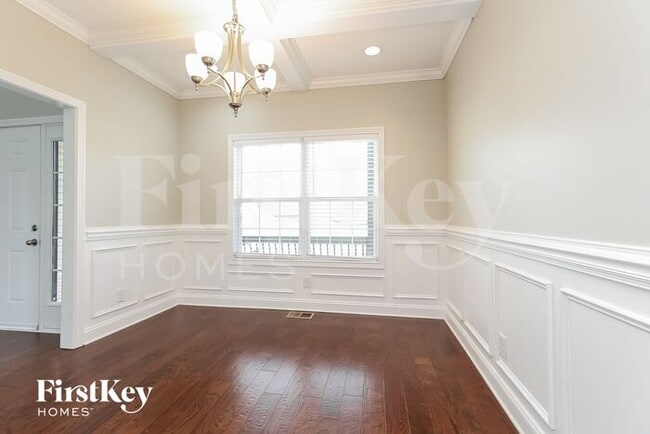 Building Photo - 2392 Andersonville Dr