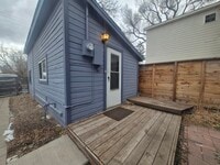Building Photo - 828 1/2 E Cache La Poudre St