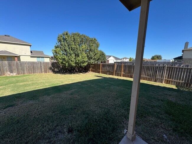 Building Photo - 507 Taurus Dr