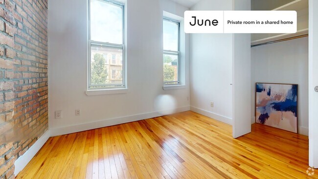 Building Photo - 886 Jefferson Ave