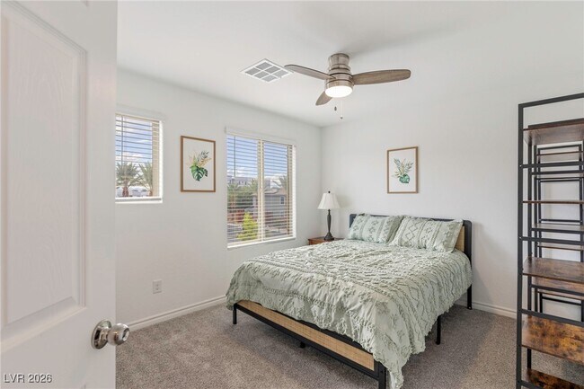 Building Photo - 976 Bluebell Brook St