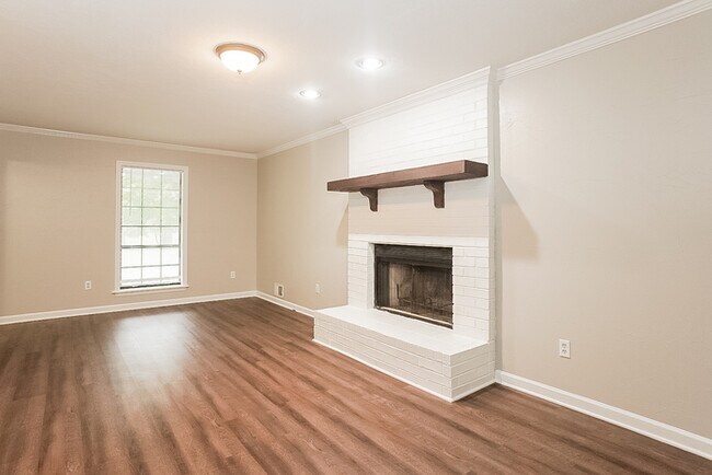 Building Photo - Charming 3-Bedroom Home in Martinez, GA